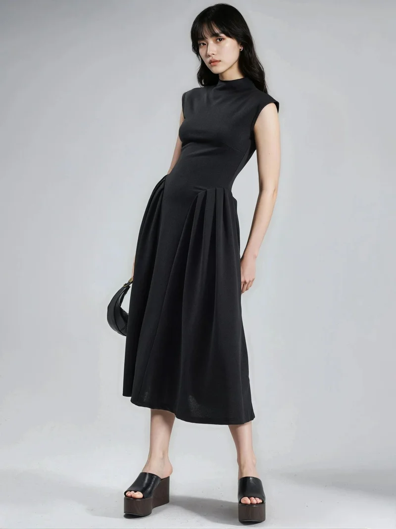 بوسيم BUSEM Textured Paneled Midi Dress